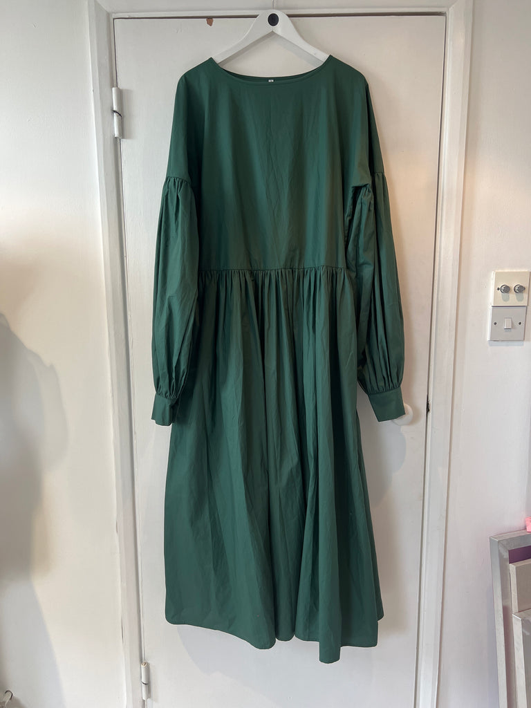 *Studio sale* Forest Green cotton dusk dress S-M