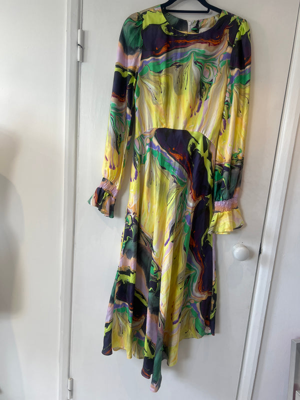 *studio sale* silk peggy Dress S