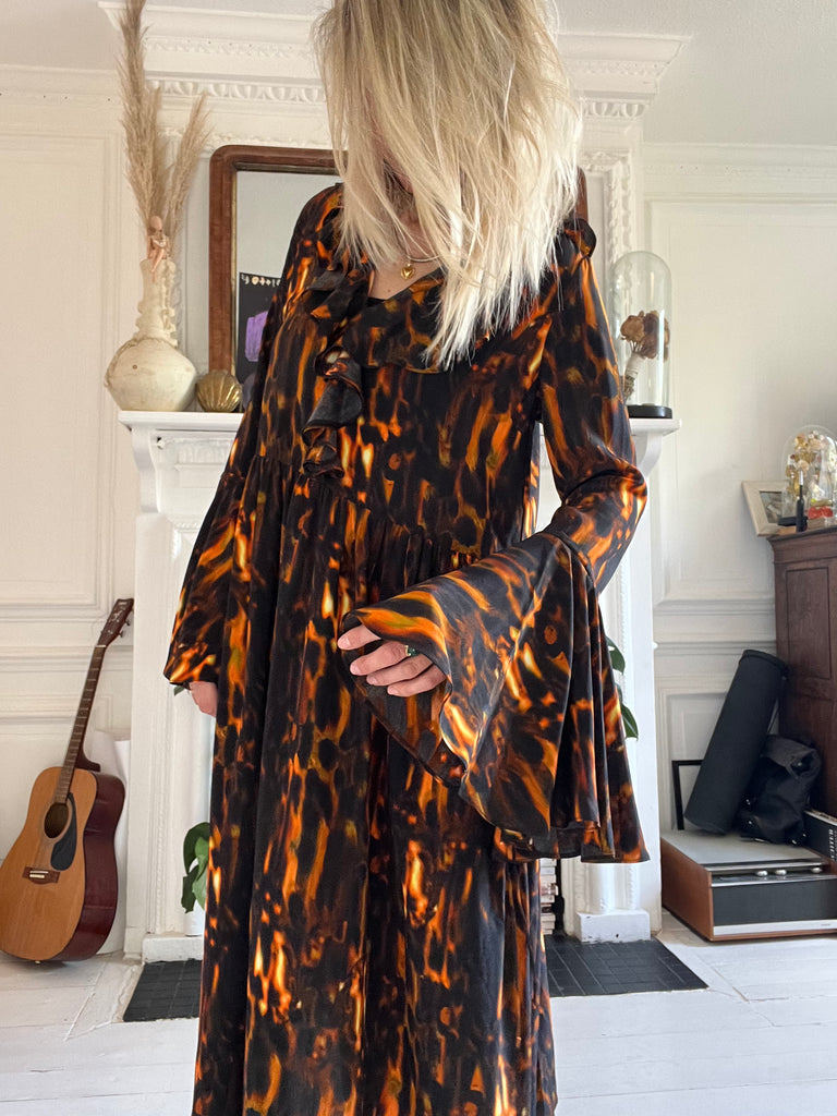 Morhav silk dress in Tortoise shell print – Klements London