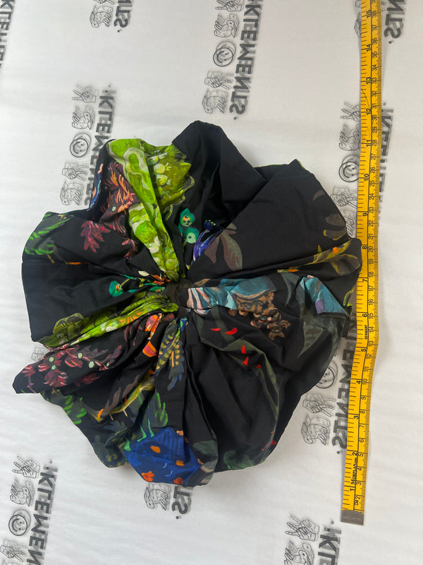 *Studio sale* Cotton Scrunchie