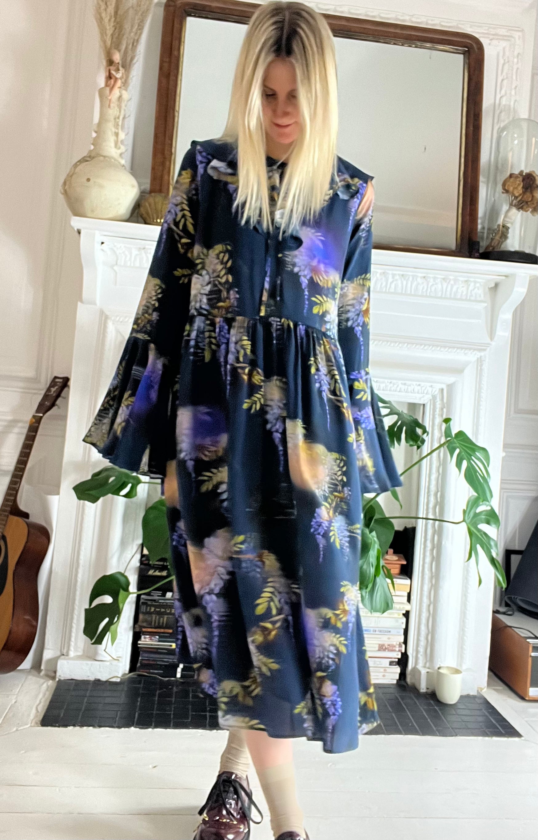 Morhav silk dress in Wisteria print
