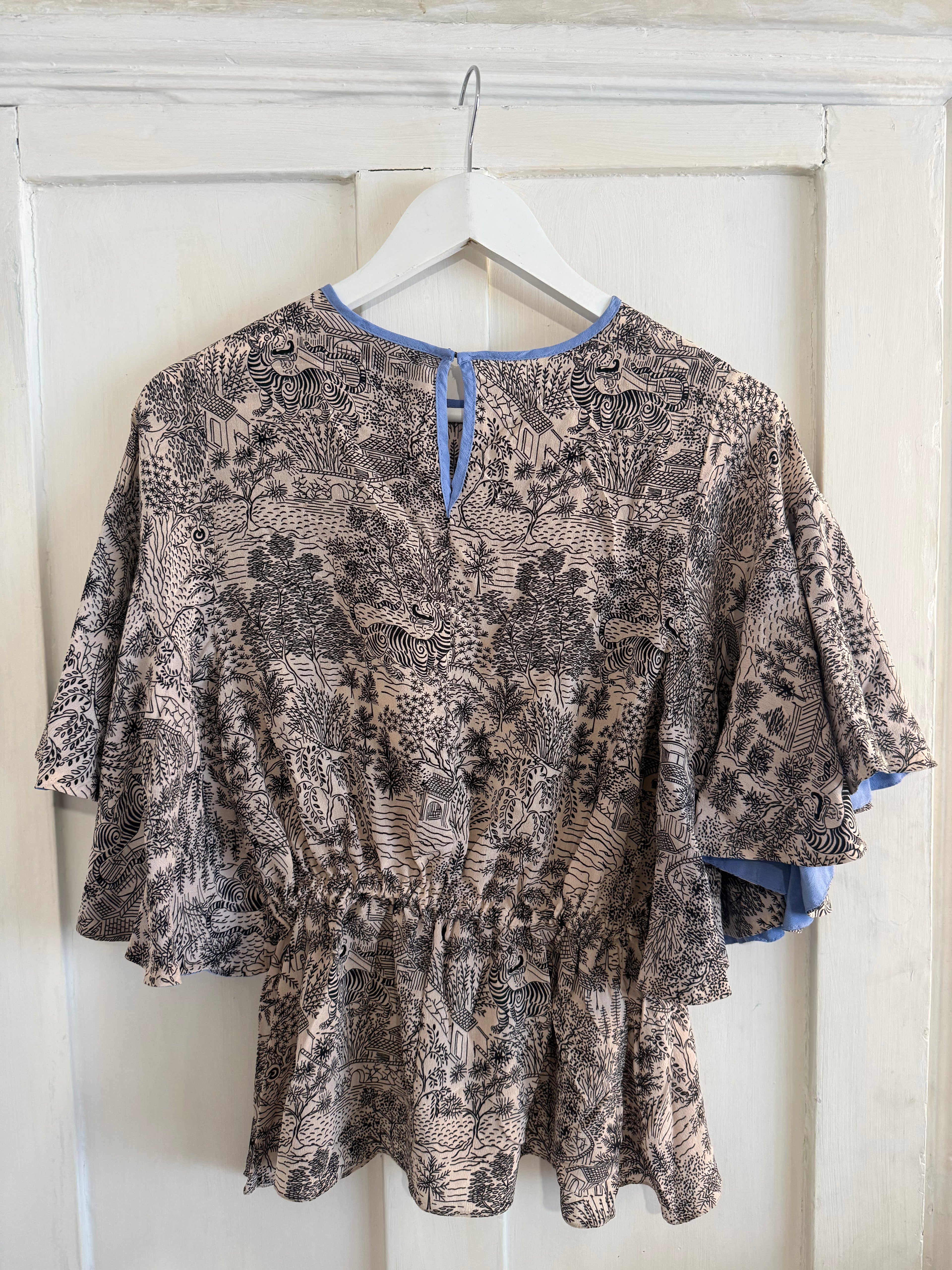 JUNE SAMPLE SALE silk beautiful top, silk lined sleeves. XS