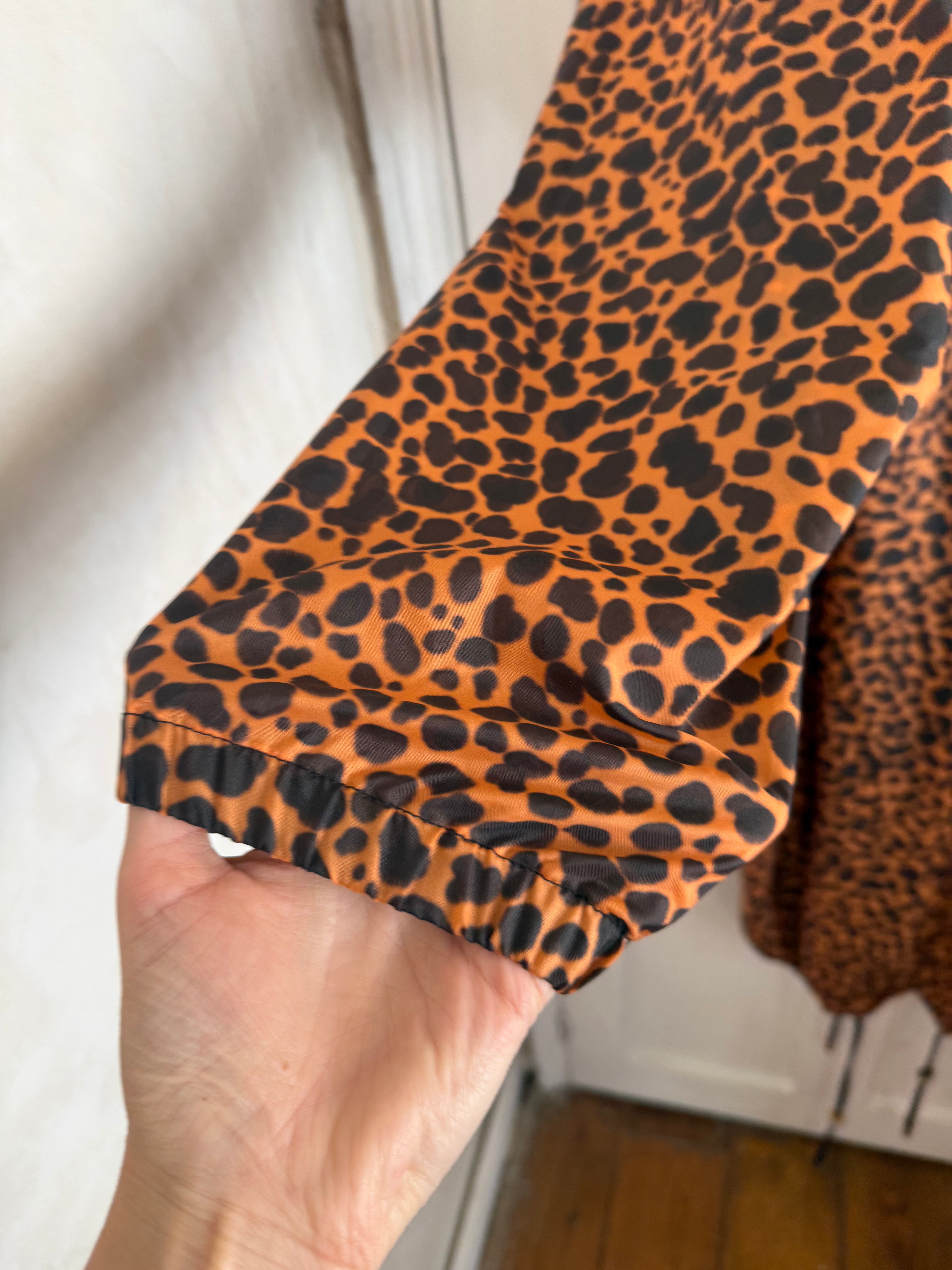 JUNE SAMPLE SALE skin print lightweight parker, Medium / large