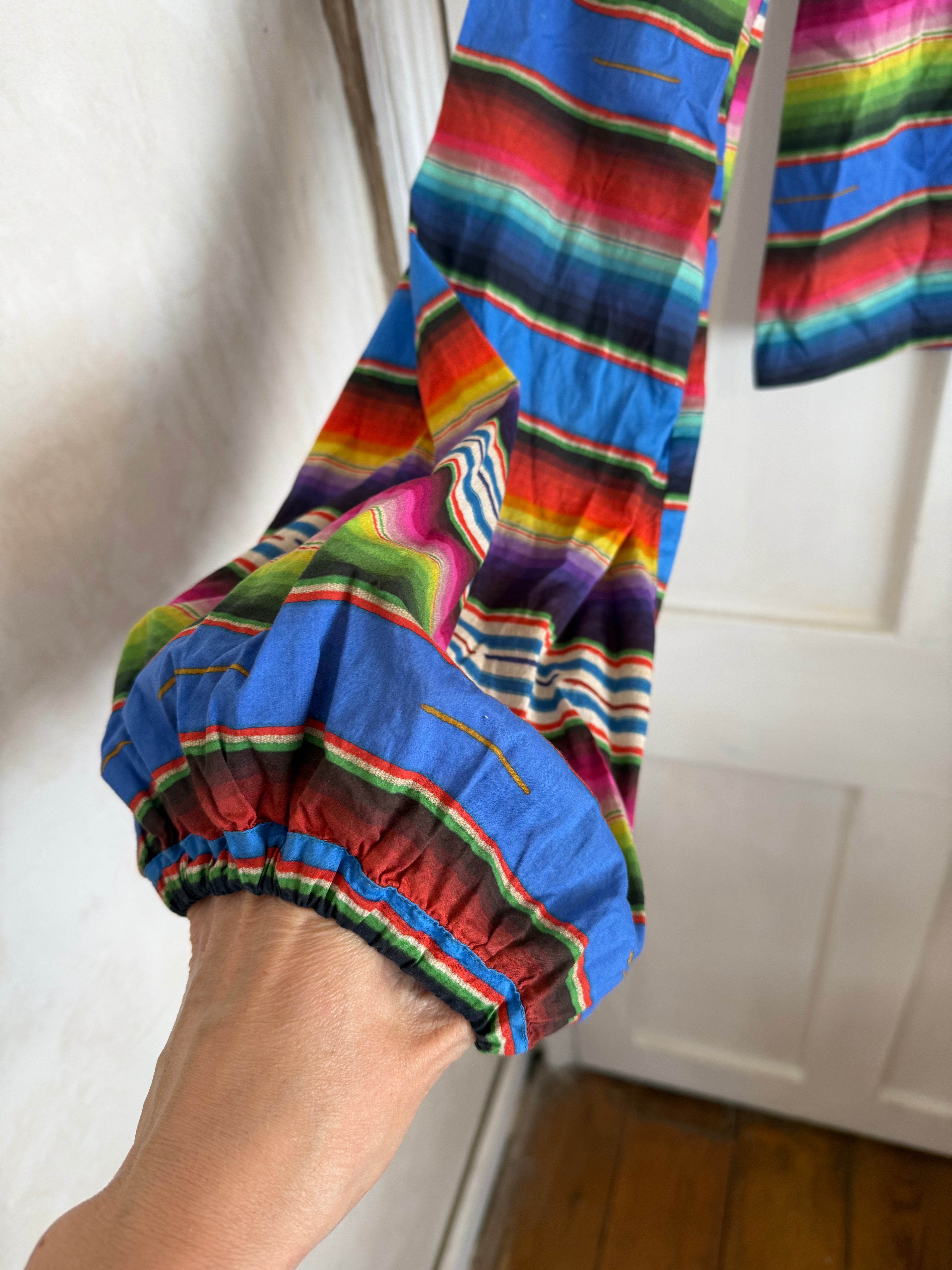 JUNE SAMPLE SALE cotton blanket print zip up top. small - medium.