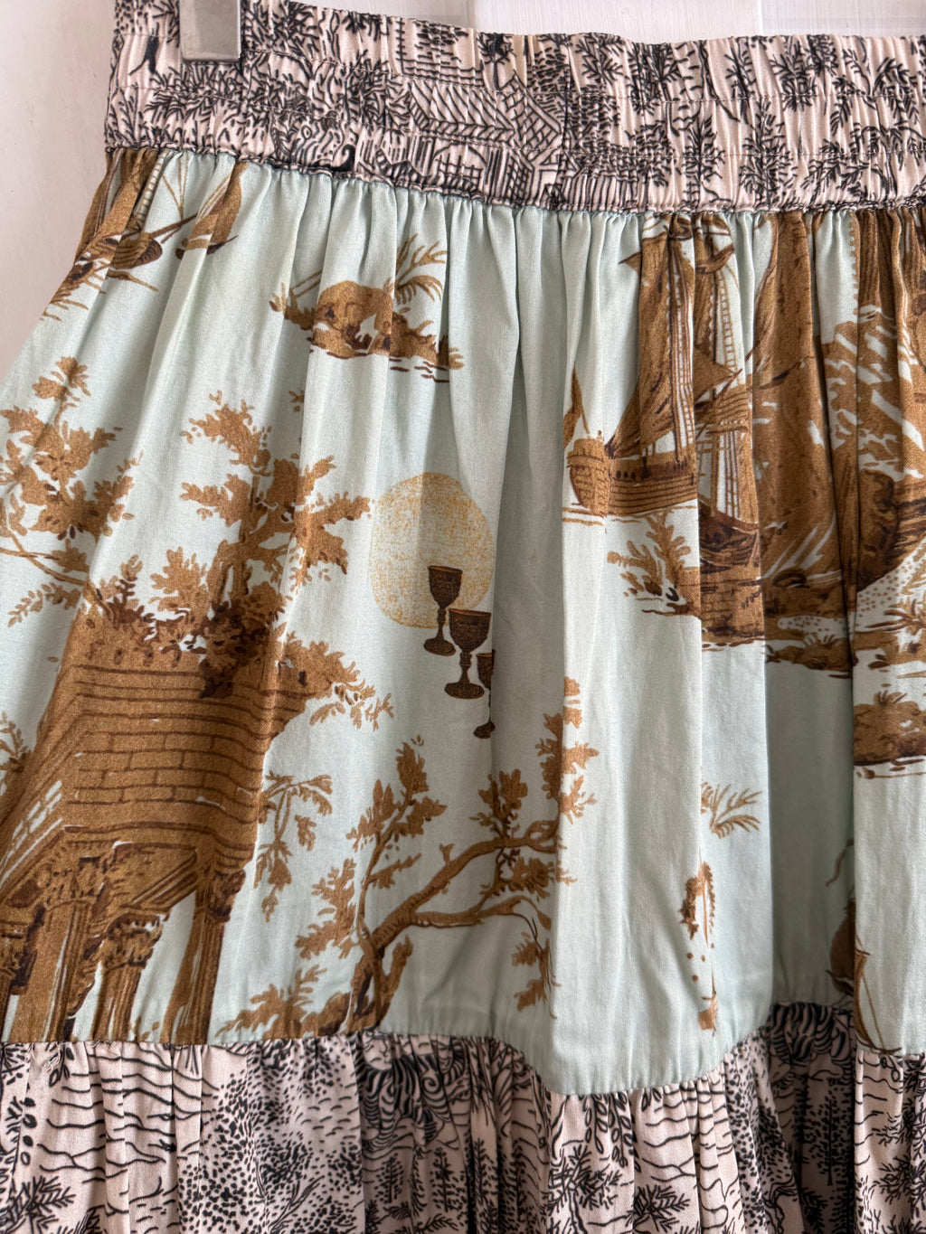 JUNE SAMPLE SALE cotton print mix skirt. S-M