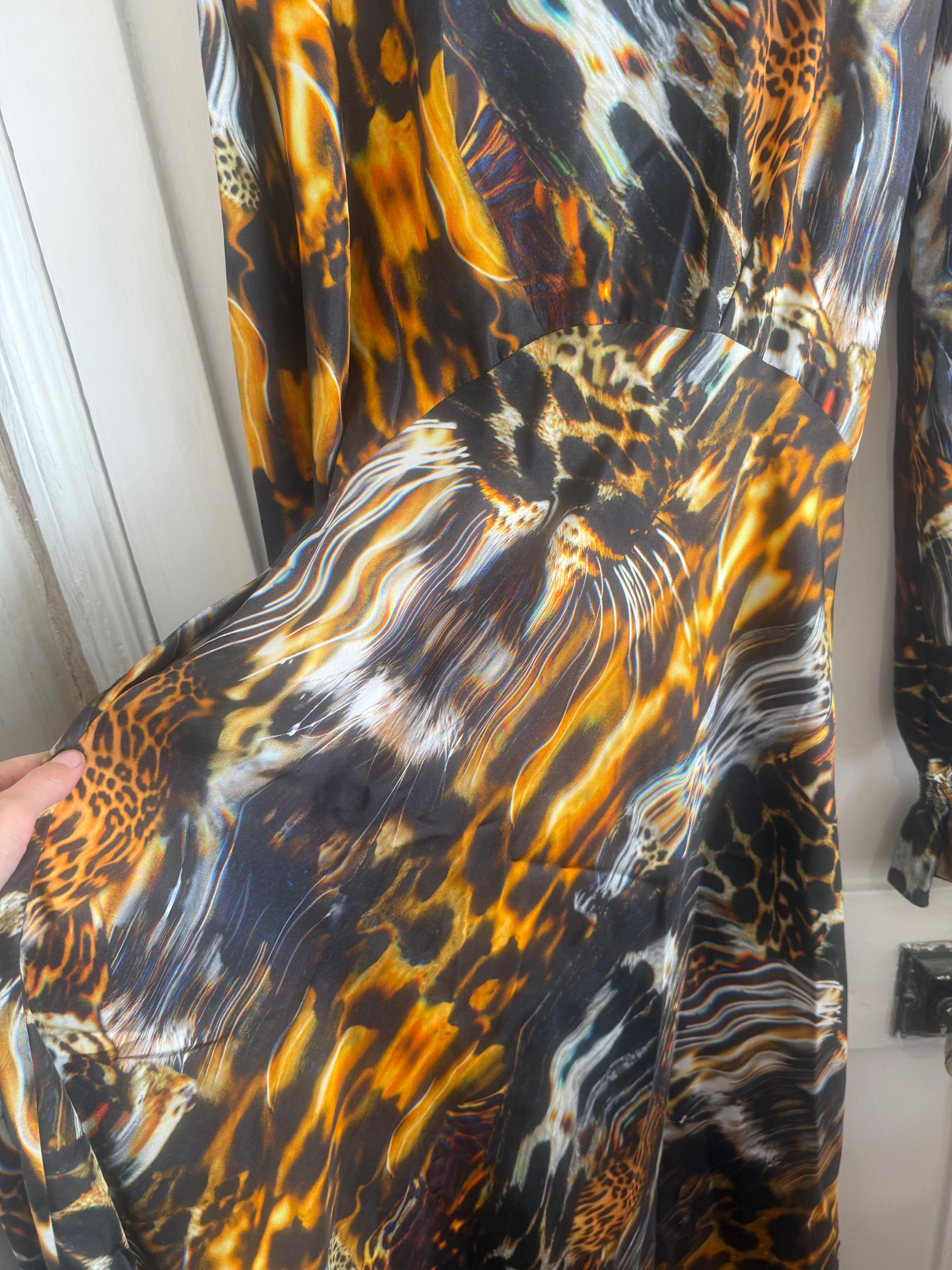 JUNE SAMPLE SALE silk twill skin print peggy dress small