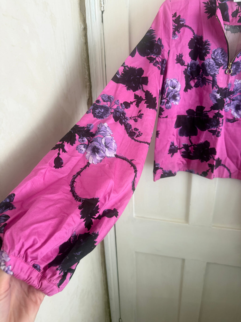 JUNE SAMPLE SALE cotton gothic floral top m