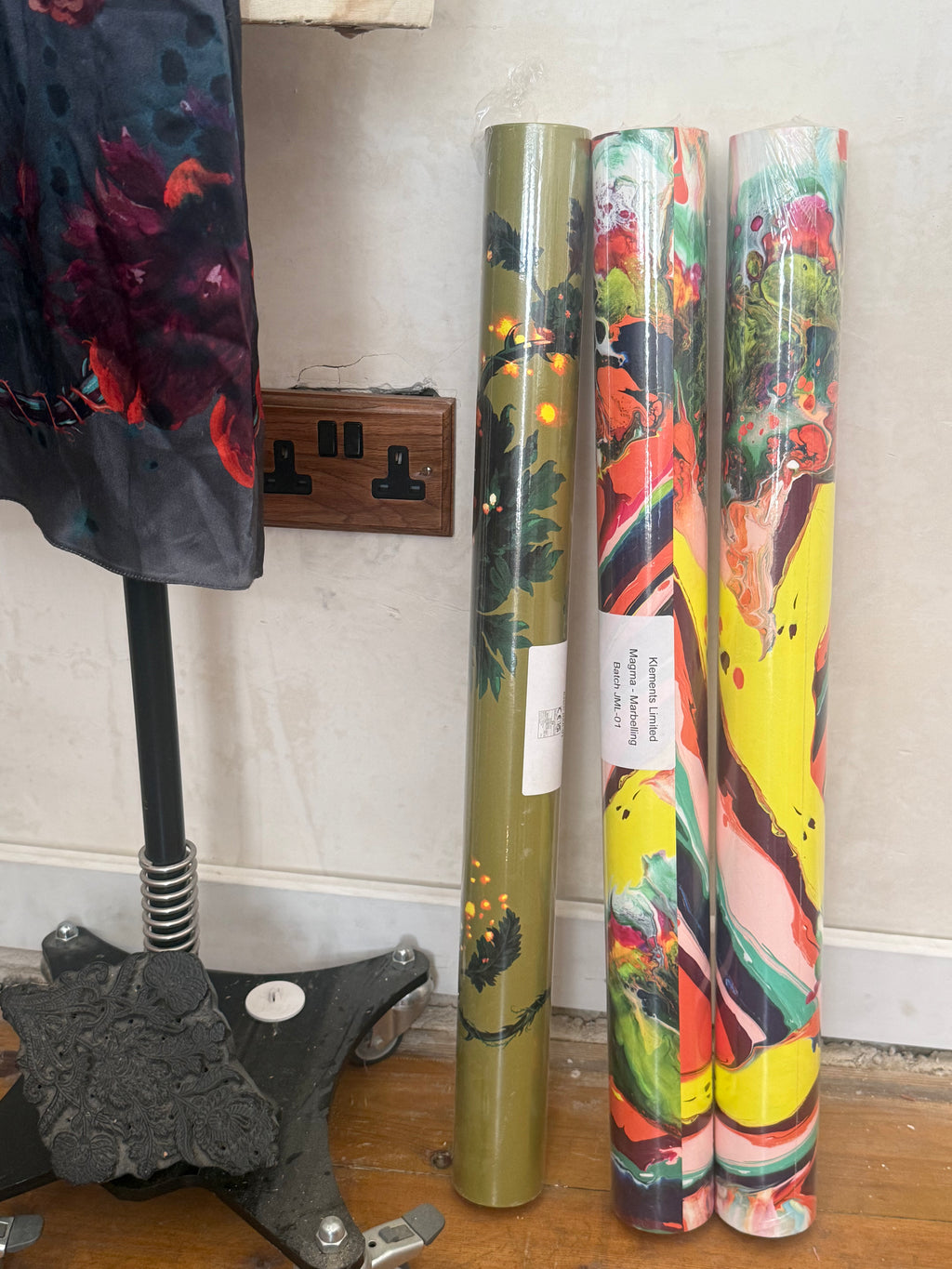 JUNE SAMPLE SALE wall paper Magma (two rolls available)