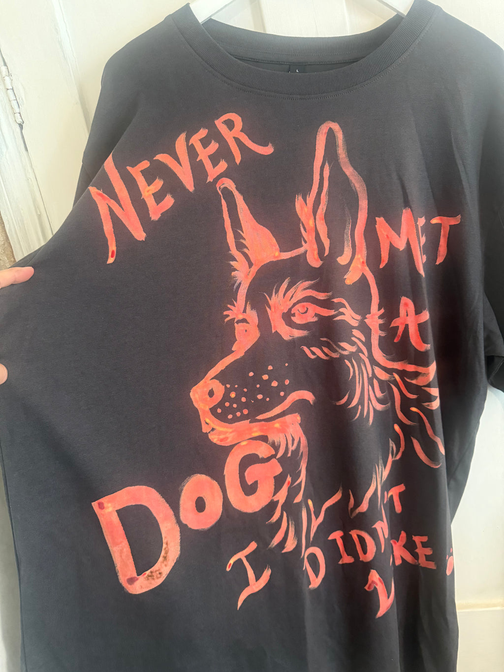 JUNE SAMPLE SALE 'NEVER MET A DOG I DIDN'T LIKE'  T SHIRT L