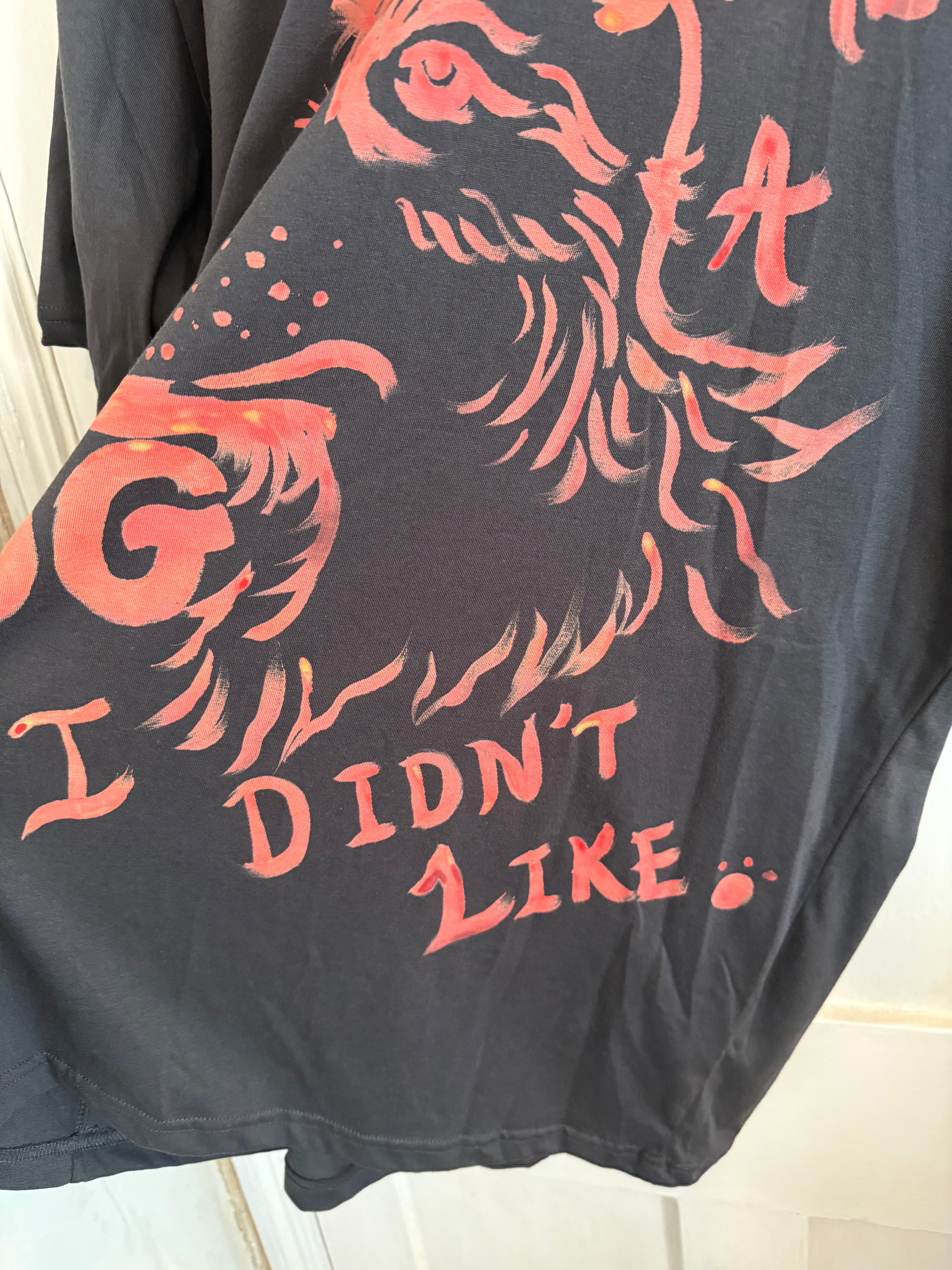 JUNE SAMPLE SALE 'NEVER MET A DOG I DIDN'T LIKE'  T SHIRT L