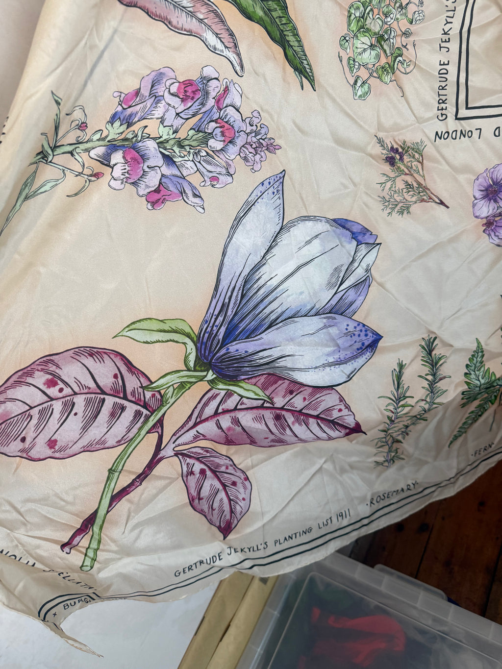 JUNE SAMPLE SALE gertrude jekyll print silk