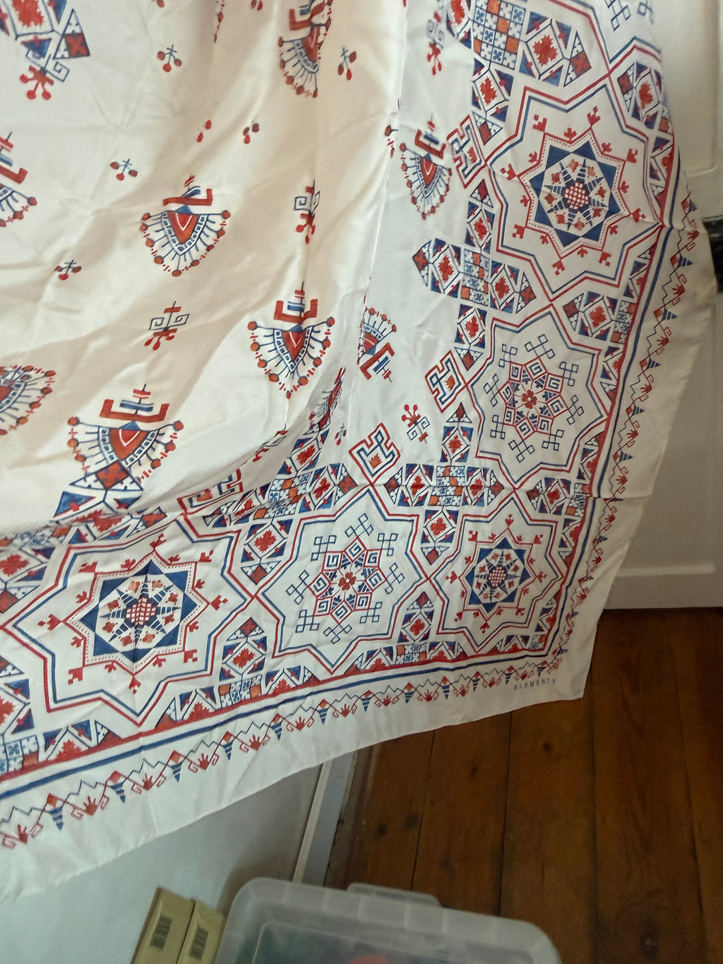 JUNE SAMPLE SALE Puzzle