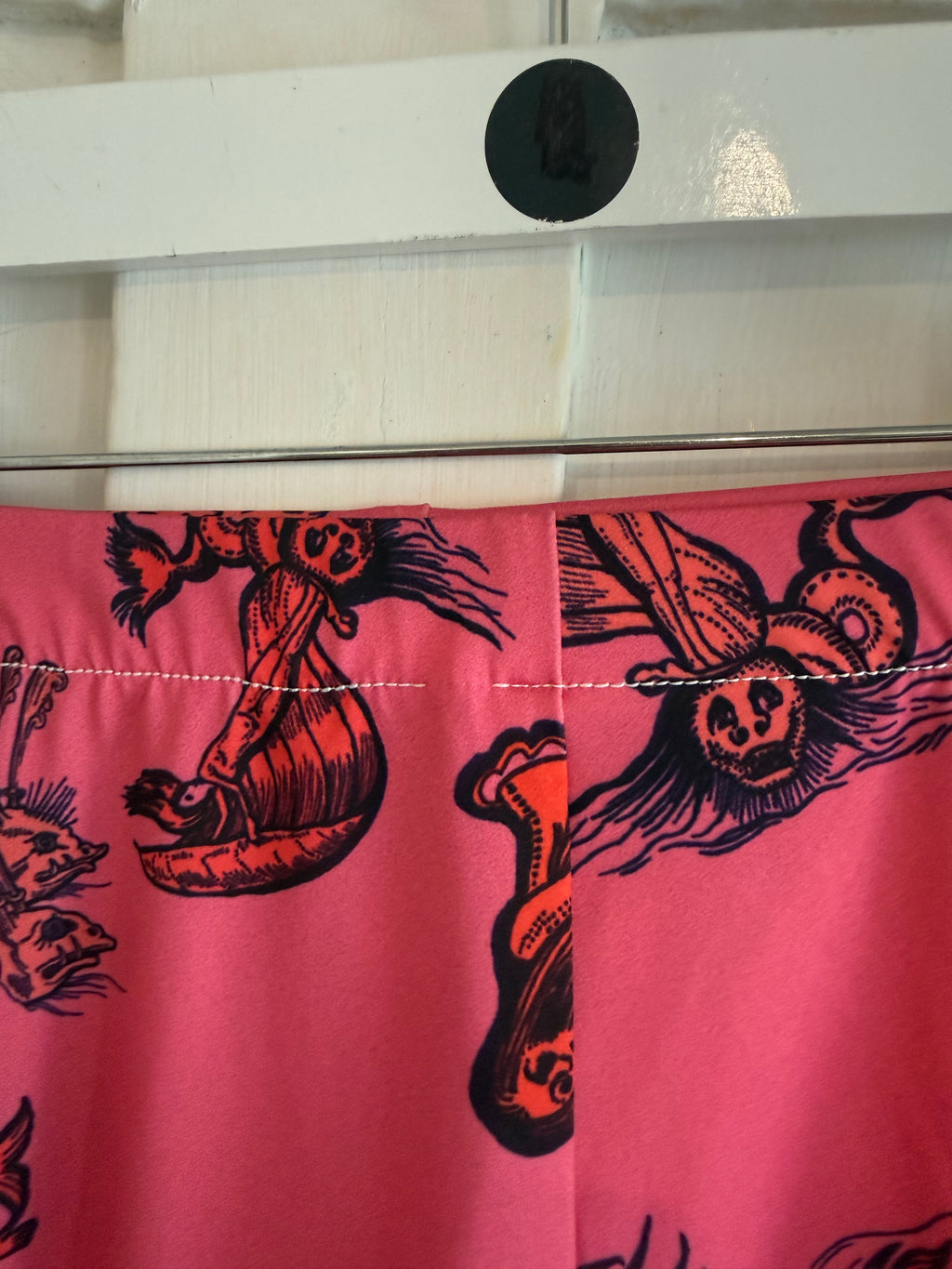 JUNE SAMPLE SALE pink monster leggings XS
