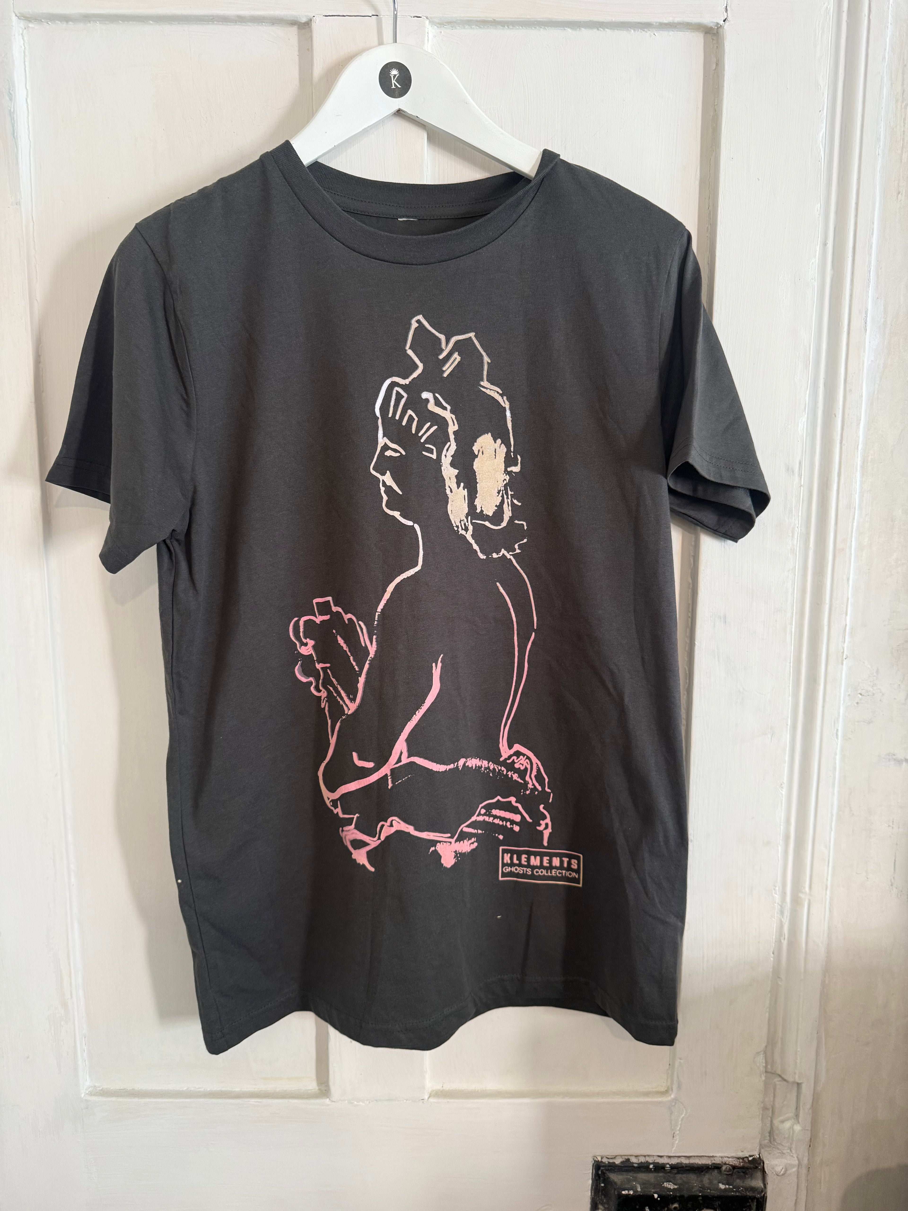 JUNE SAMPLE SALE t from photoshoot S