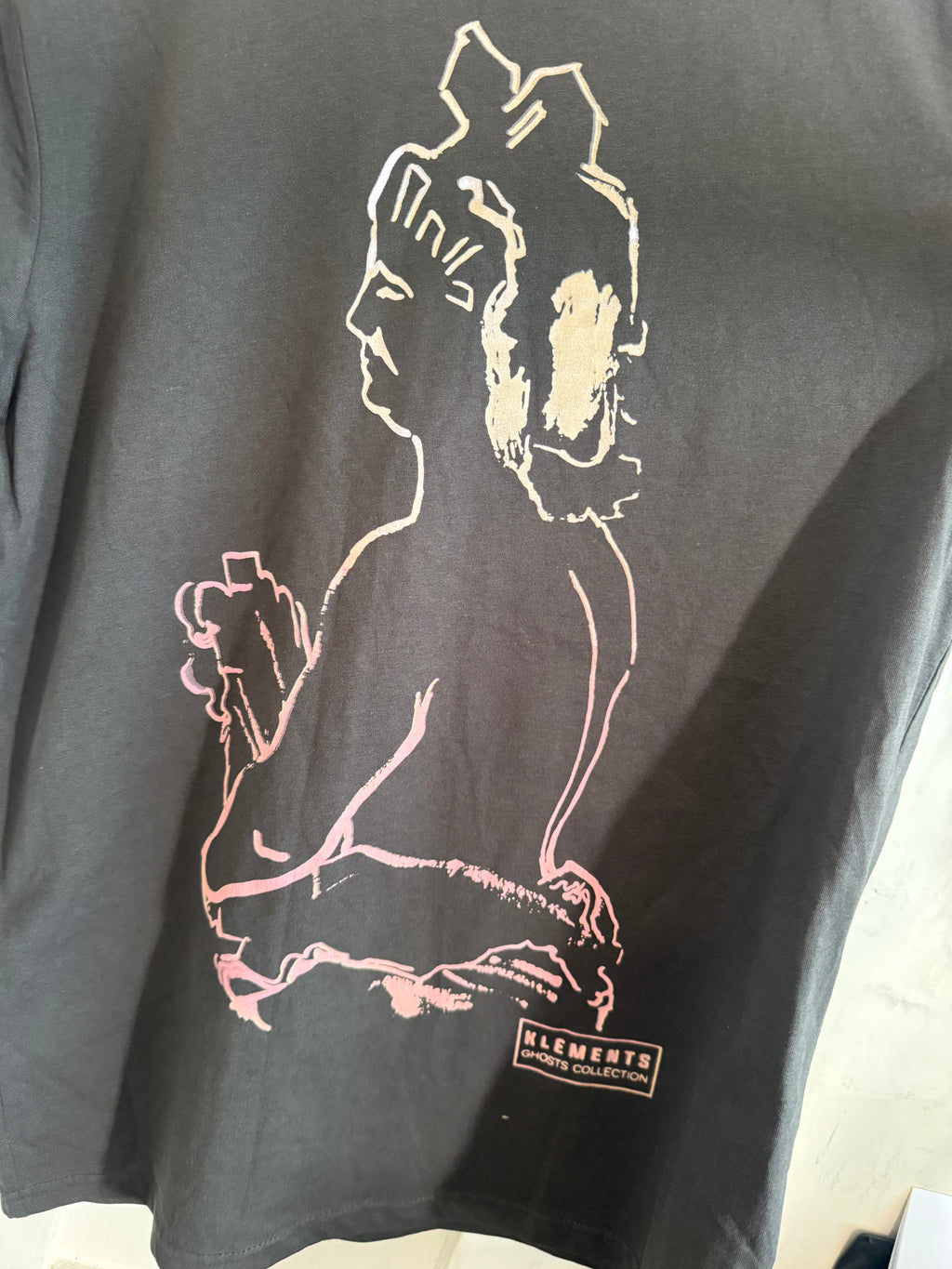 JUNE SAMPLE SALE t from photoshoot S