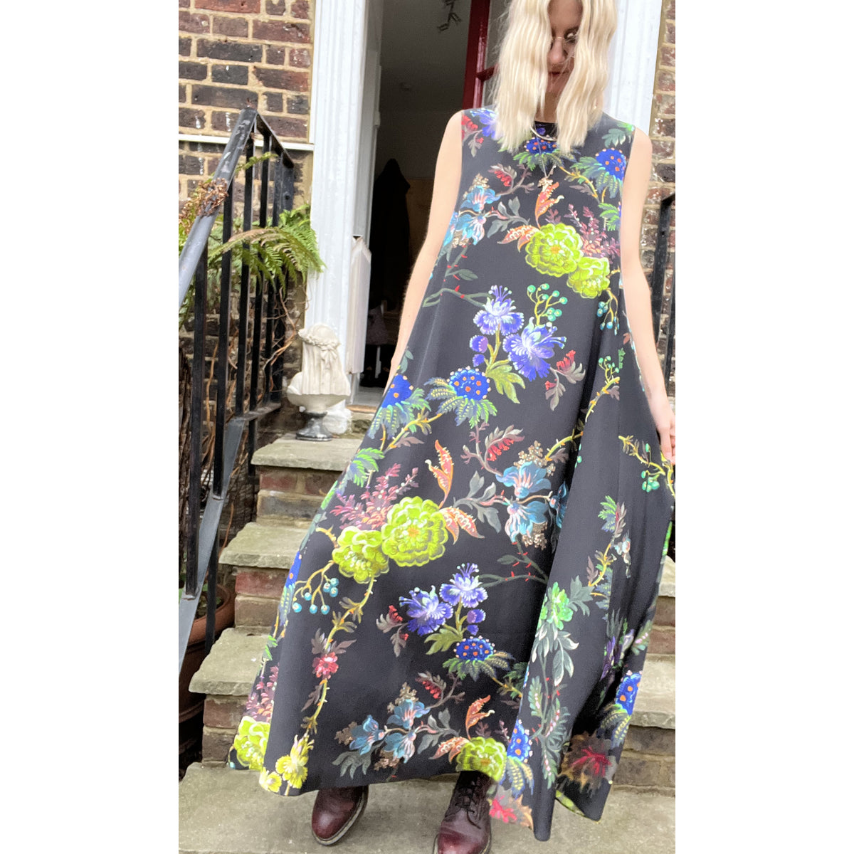 Patti Dress in Witchflower print silk