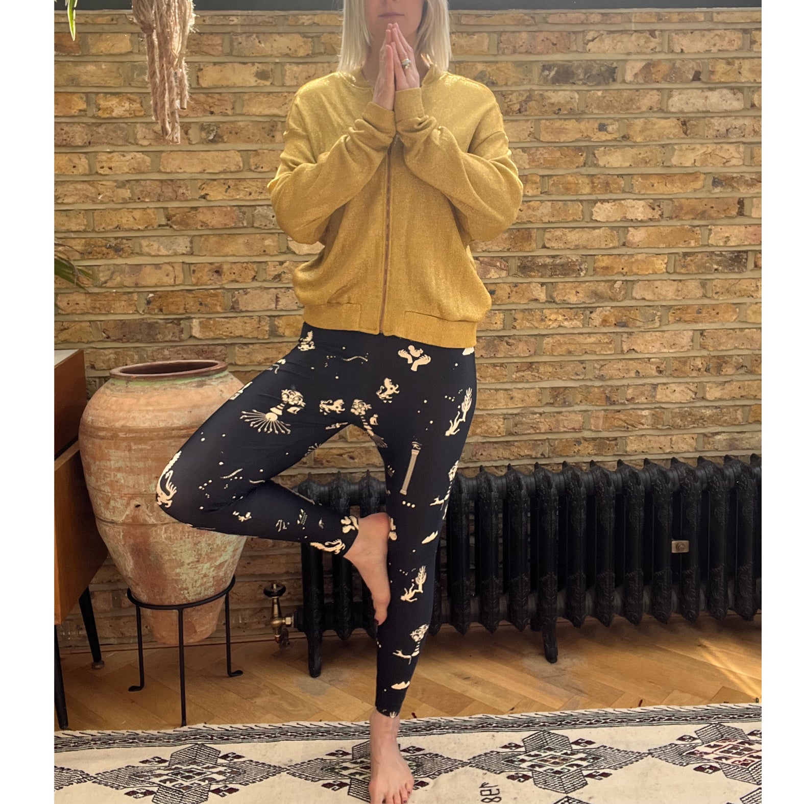 Margate Leggings in Ancient Hearts Black