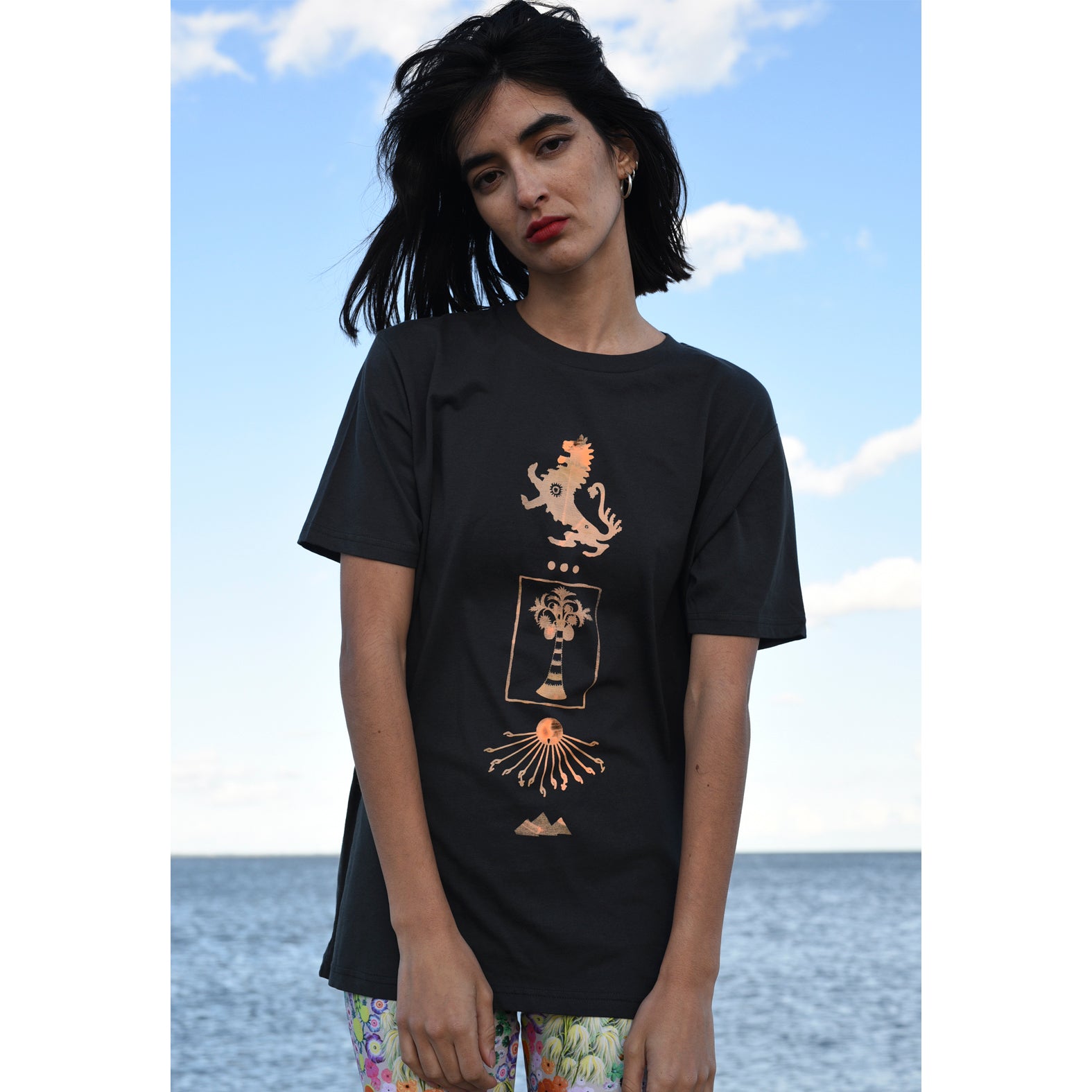 Ancient Hearts T shirt Black